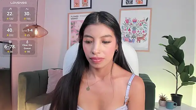 Tiffany_Low Live Chatraum