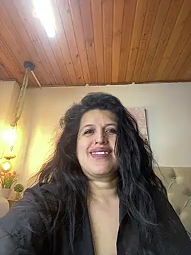Andrea_secret_ – Naživo chatovacia miestnosť
