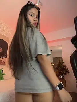 NINI__MOON__ – live chatrum
