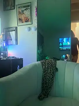 tattoobarbiexox's Live Chat Room