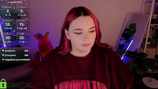 Mia_R0ss' Live Chat Room