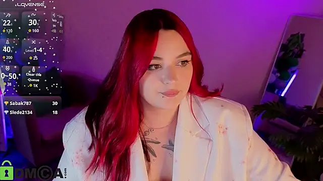 Mia_R0ss' Live Chat Room