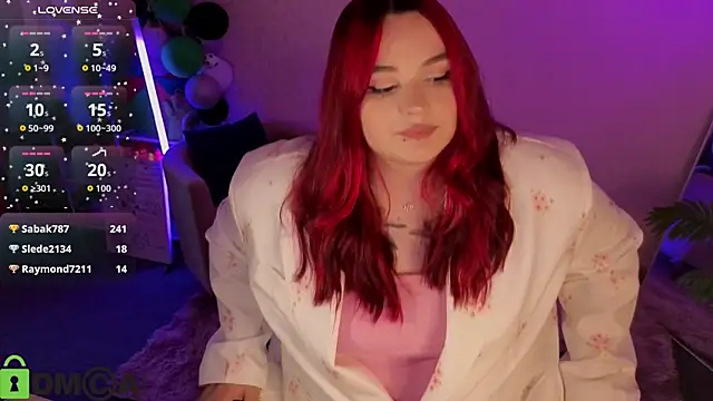 Mia_R0ss' Live Chat Room