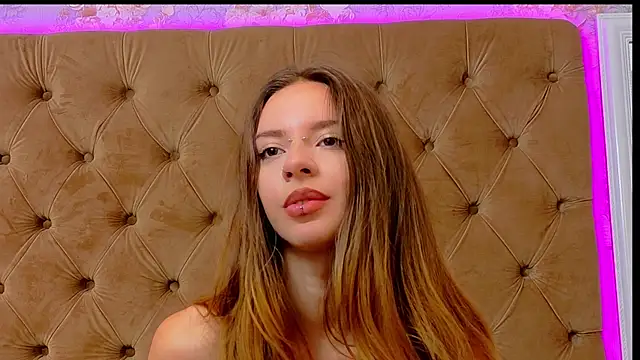 CoraVex's Live Chat Room