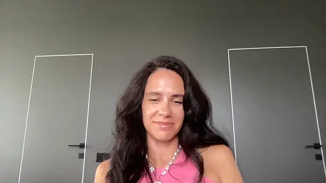 Živá chatovací místnost Omelvia