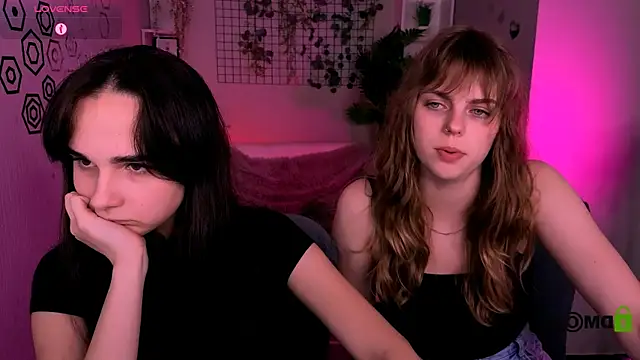 Sala de chat en directo de ariana_ross7
