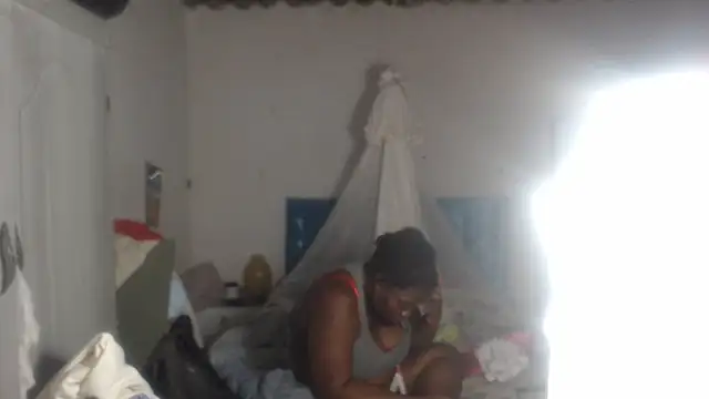 Živá chatovací místnost rachelexoticgirl