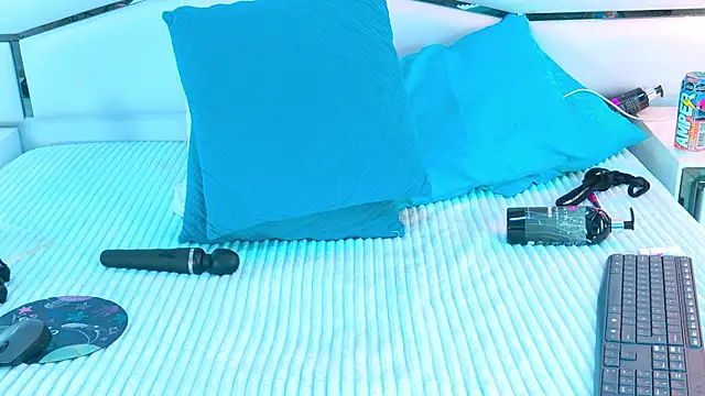 SabrinnaTaylor Adlı Modelin Canlı Sohbet Odası