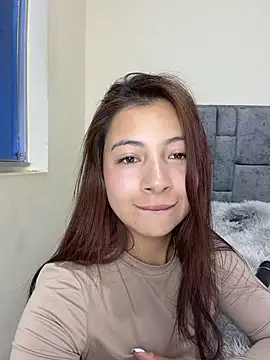 Karlee_Grey1 – Naživo chatovacia miestnosť