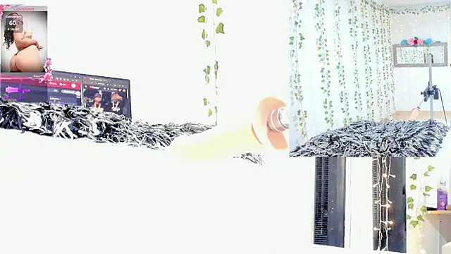 Ashley__Jones__ 现场聊天室