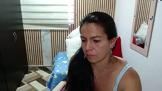 Živá chatovací místnost camilavargas_