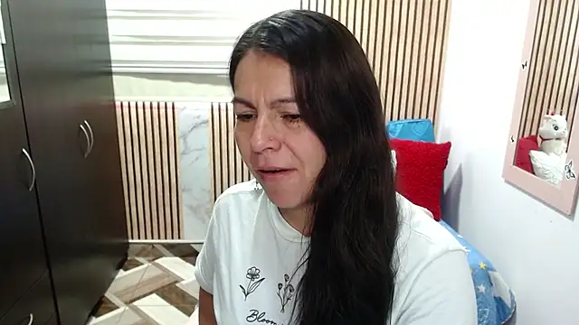 camilavargas_ – live chatrum