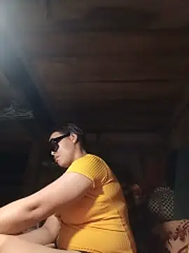 חדר צ'אט בשידור חי של callistra