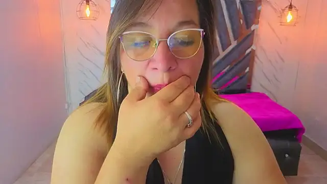 MaylinRosse_ Live chatroom