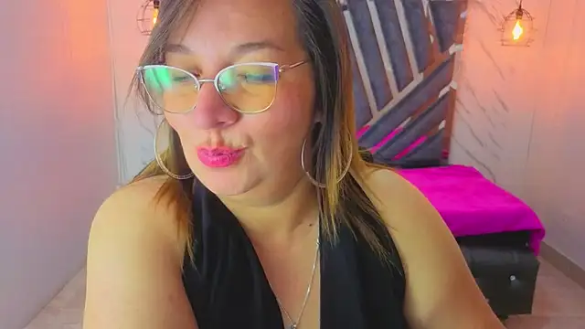 Živá chatovací místnost MaylinRosse_
