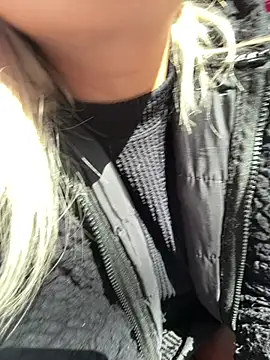 Chat soba uživo modela Jullyc