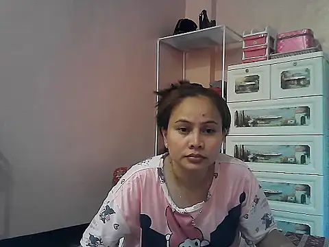 Živá chatovací místnost Amarrahlyn