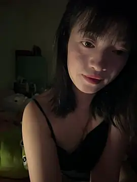 Tramy_xx লাইভ চ্যাট রুম