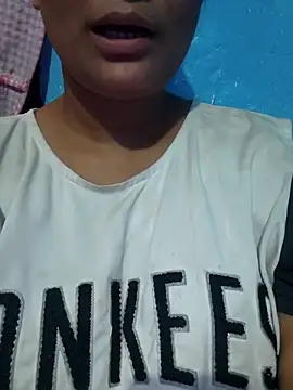 Chat ao vivo de LustyPriya_