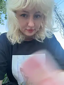 RonnieKiss 실시간 채팅방