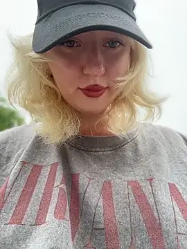 RonnieKiss 실시간 채팅방