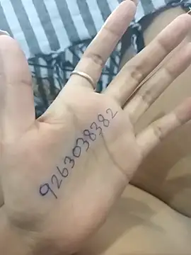 JassiKumari02 Adlı Modelin Canlı Sohbet Odası