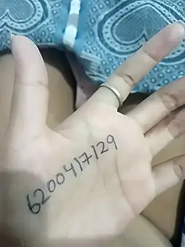 Živá chatovací místnost JassiKumari02