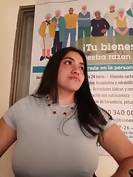 ANDREA-10_ Live Chatraum
