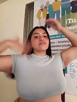 ANDREA-10_ Adlı Modelin Canlı Sohbet Odası