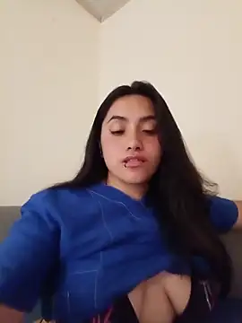 غرفة دردشة ANDREA-10_ المباشرة
