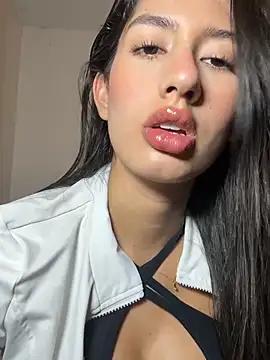 Julieta_Duquen Live chat-huone