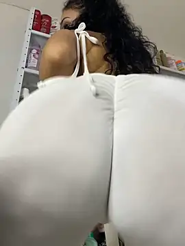 FOX_LATINA – live chatrum