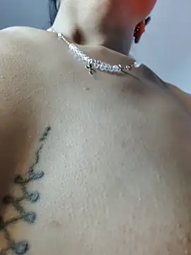 Chat ao vivo de ValeNiitaLuv