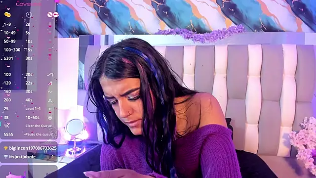 IsaDiiaz Adlı Modelin Canlı Sohbet Odası