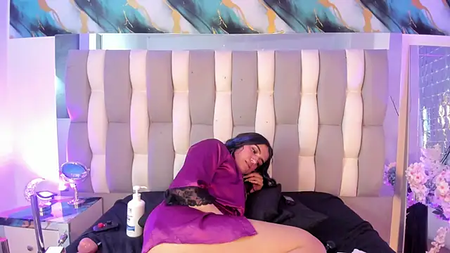 IsaDiiaz's Live Chat Room