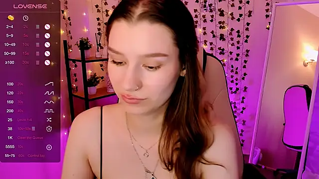 LinaBlossom_ Live Chatraum