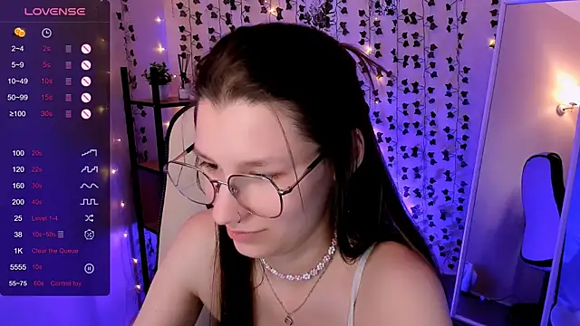 Chat ao vivo de LinaBlossom_