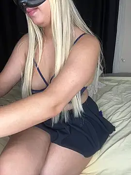 חדר צ'אט בשידור חי של MelisaMira
