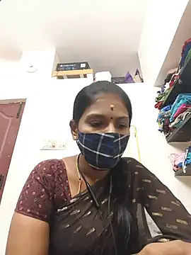 Chat ao vivo de Tamil_Yalini12