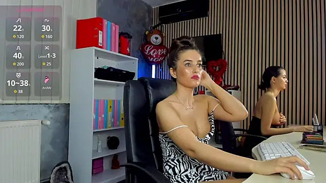 Chat ao vivo de OfficeGirls