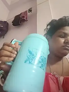Deborbhavi222's Live Chat Room