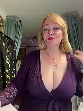 Phòng Chat Trực Tiếp Sweet-blonde