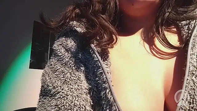 غرفة دردشة Pao_Ly المباشرة