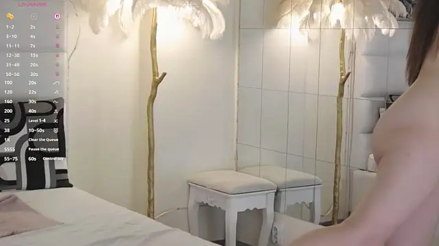JennaClover Adlı Modelin Canlı Sohbet Odası