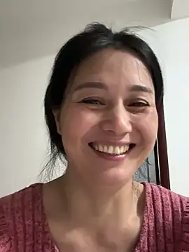 buusoom Adlı Modelin Canlı Sohbet Odası