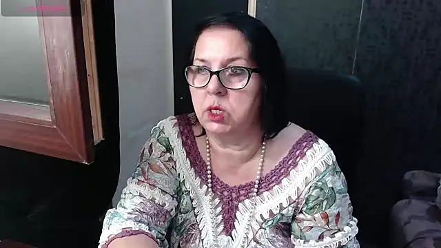 MissSanjannen Live chat-huone