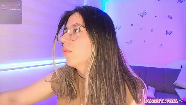 חדר צ'אט בשידור חי של sweettvera