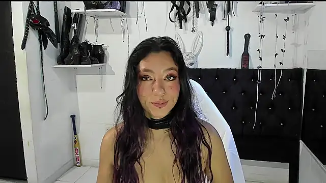 חדר צ'אט בשידור חי של ValeryTatto