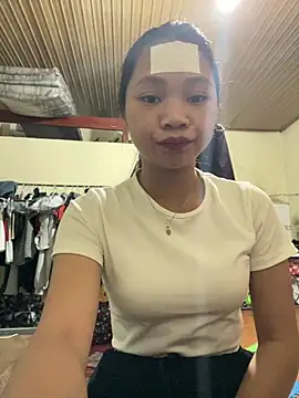 Mayy1n Live chat-huone