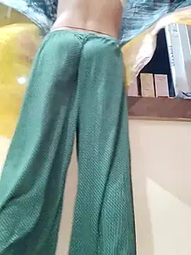 Mahek_-Love143のライブチャットルーム